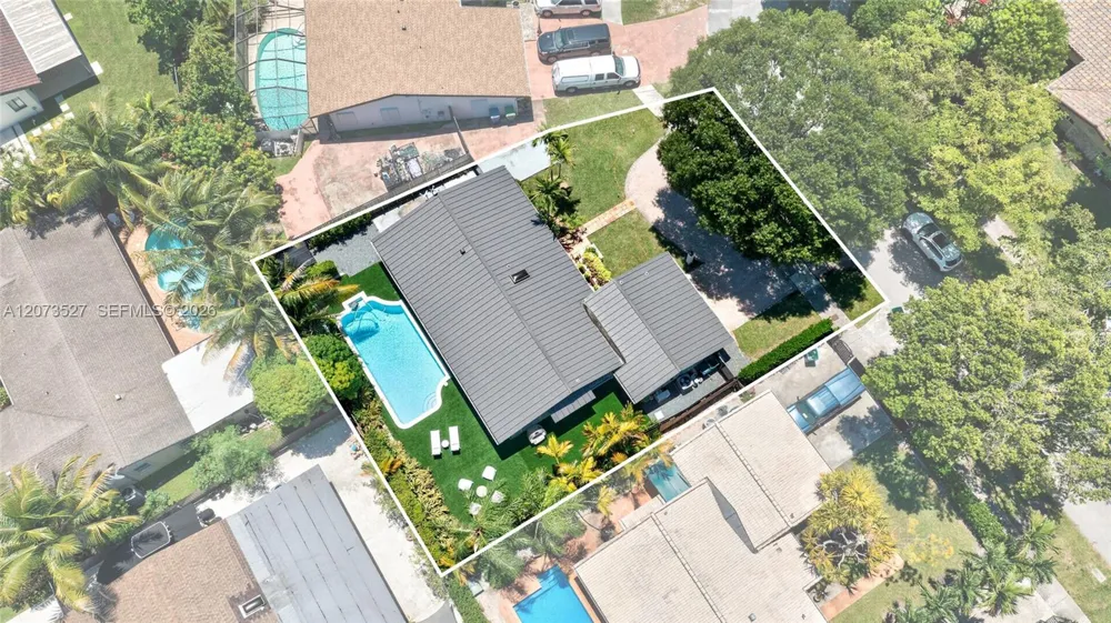 10315 SW 129th Ct Miami, FL 33186