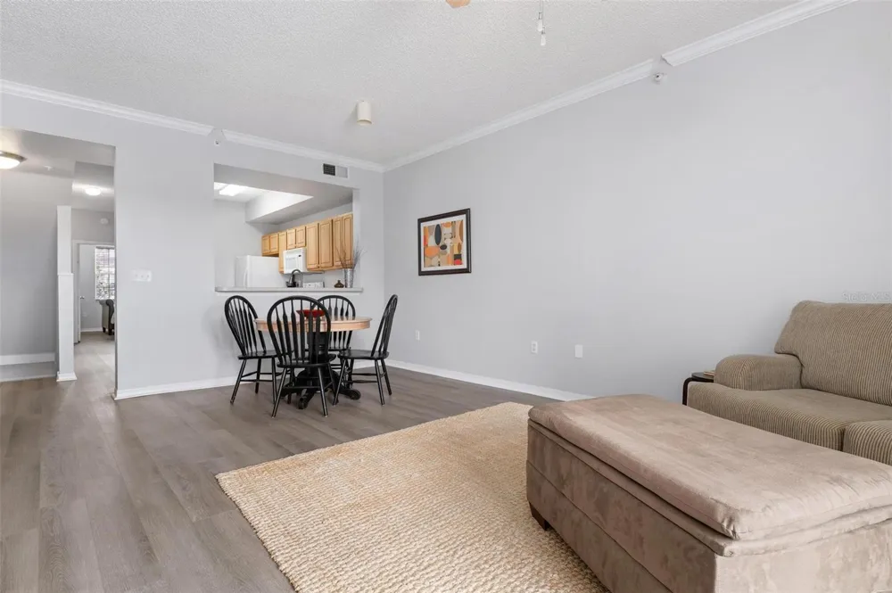 5681 BENTGRASS DRIVE #204 Sarasota, FL 34235