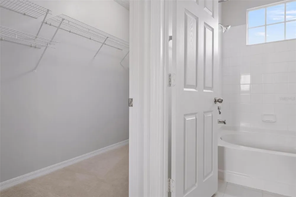 5681 BENTGRASS DRIVE #204 Sarasota, FL 34235