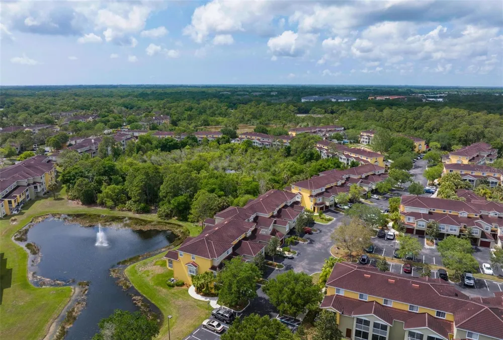 5681 BENTGRASS DRIVE #204 Sarasota, FL 34235