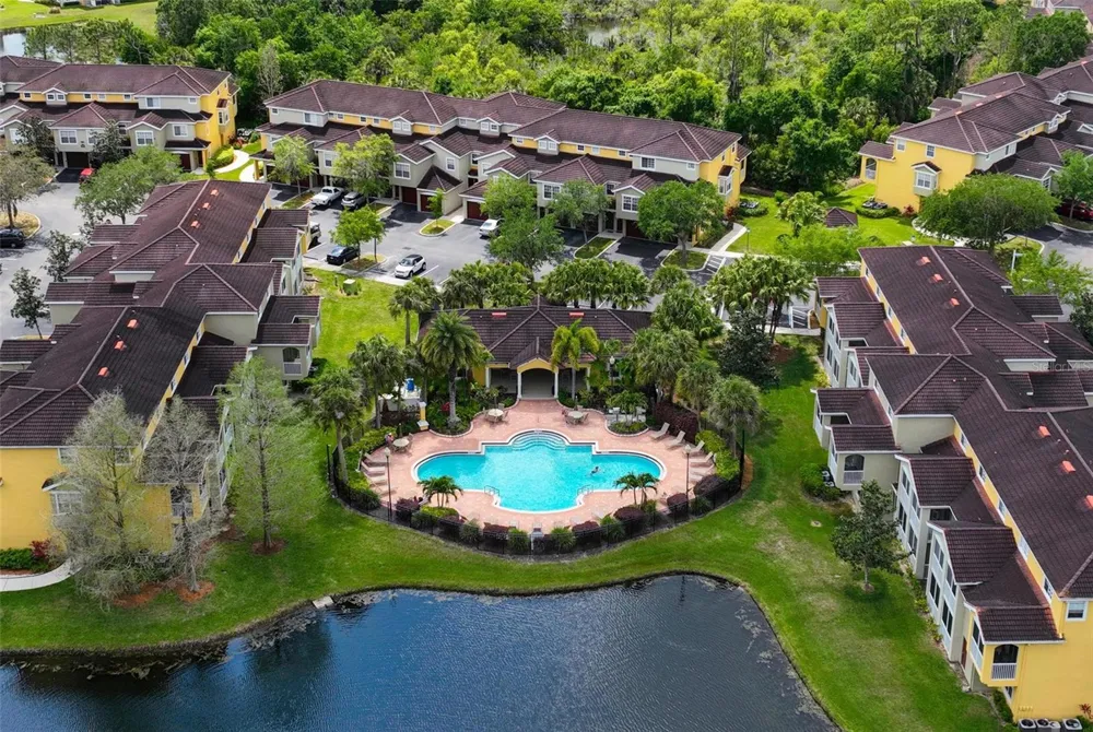 5681 BENTGRASS DRIVE #204 Sarasota, FL 34235