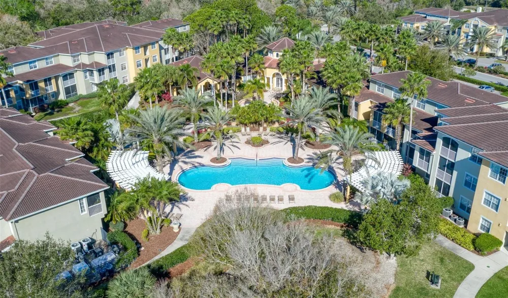 5681 BENTGRASS DRIVE #204 Sarasota, FL 34235
