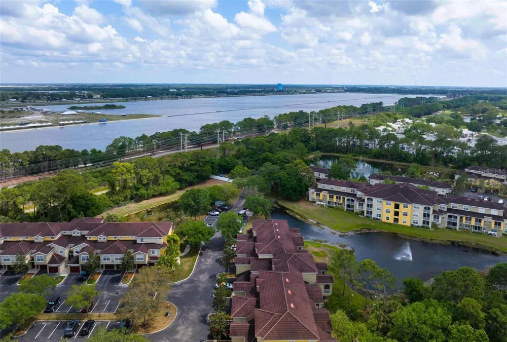 5681 BENTGRASS DRIVE #204 Sarasota, FL 34235