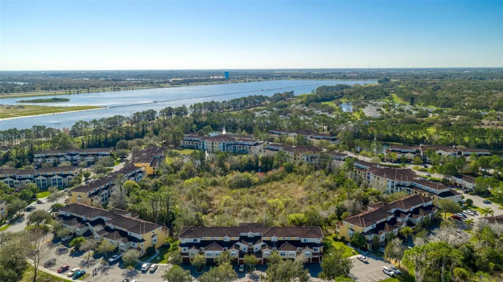 5681 BENTGRASS DRIVE #204 Sarasota, FL 34235