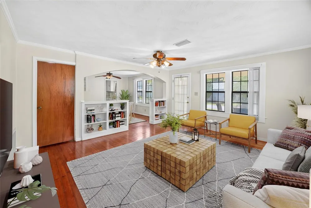 207 SENTER AVENUE NW Branford, FL 32008