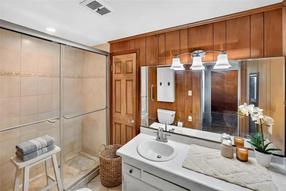 207 SENTER AVENUE NW Branford, FL 32008