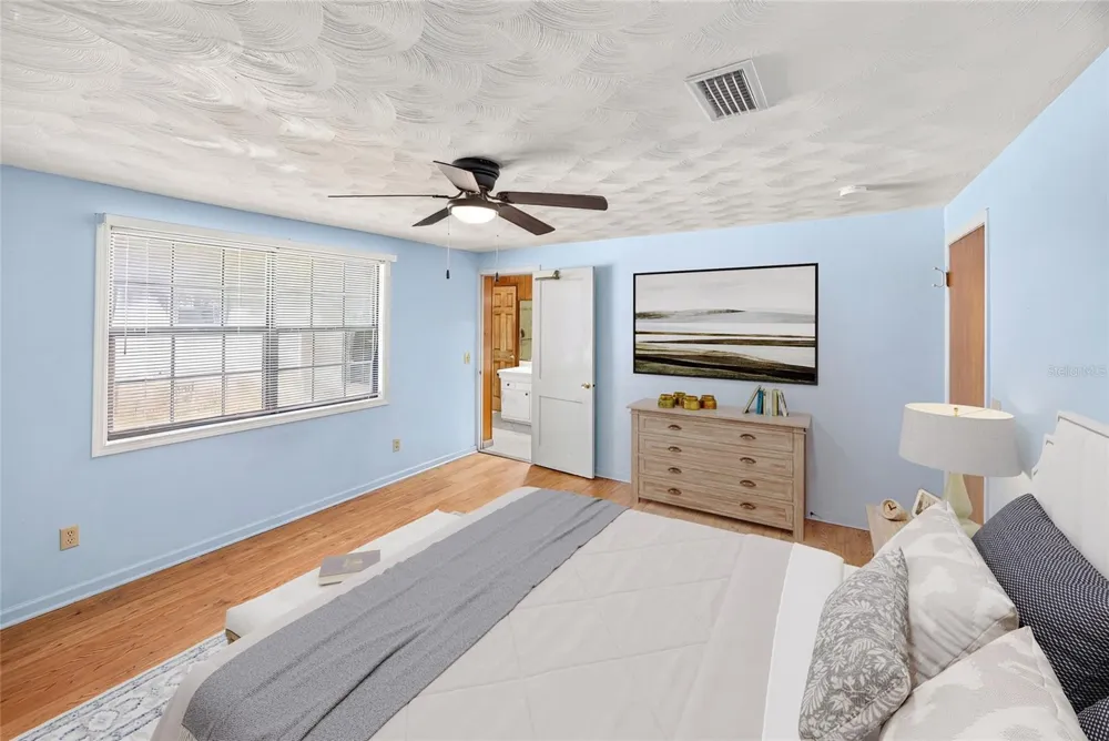207 SENTER AVENUE NW Branford, FL 32008