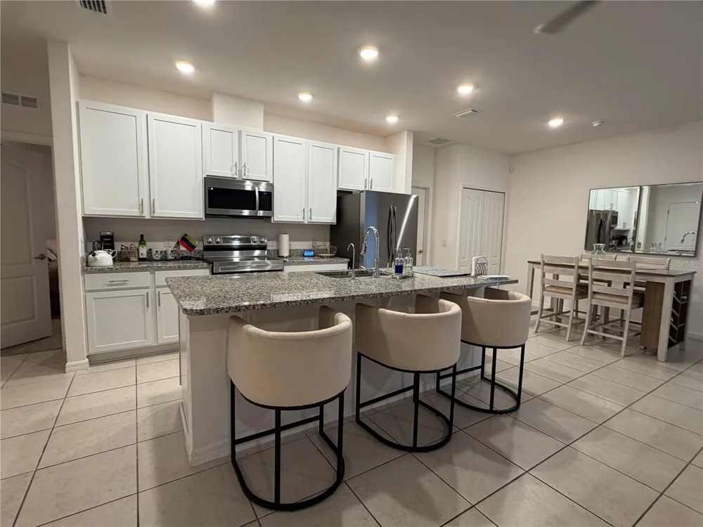 2136 NW 248TH WAY Newberry, FL 32669