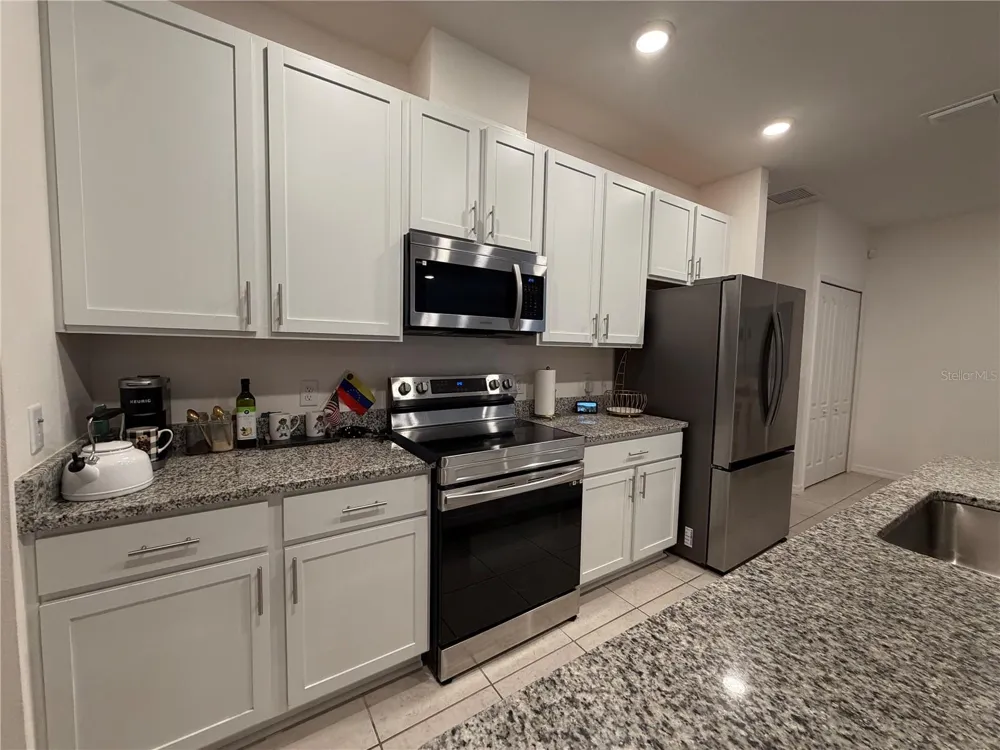 2136 NW 248TH WAY Newberry, FL 32669