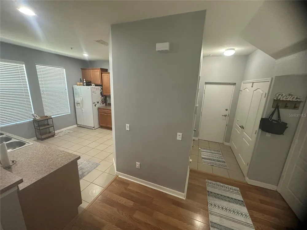 10309 LAKE DISTRICT LANE #51B Orlando, FL 32832