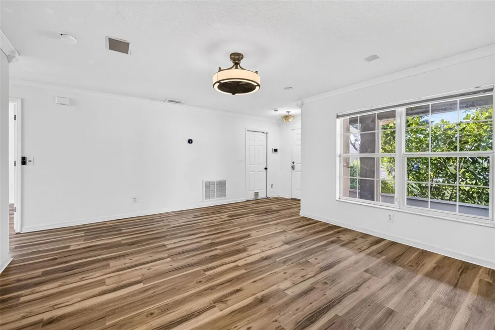 10521 LAKESIDE VISTA DRIVE Riverview, FL 33569