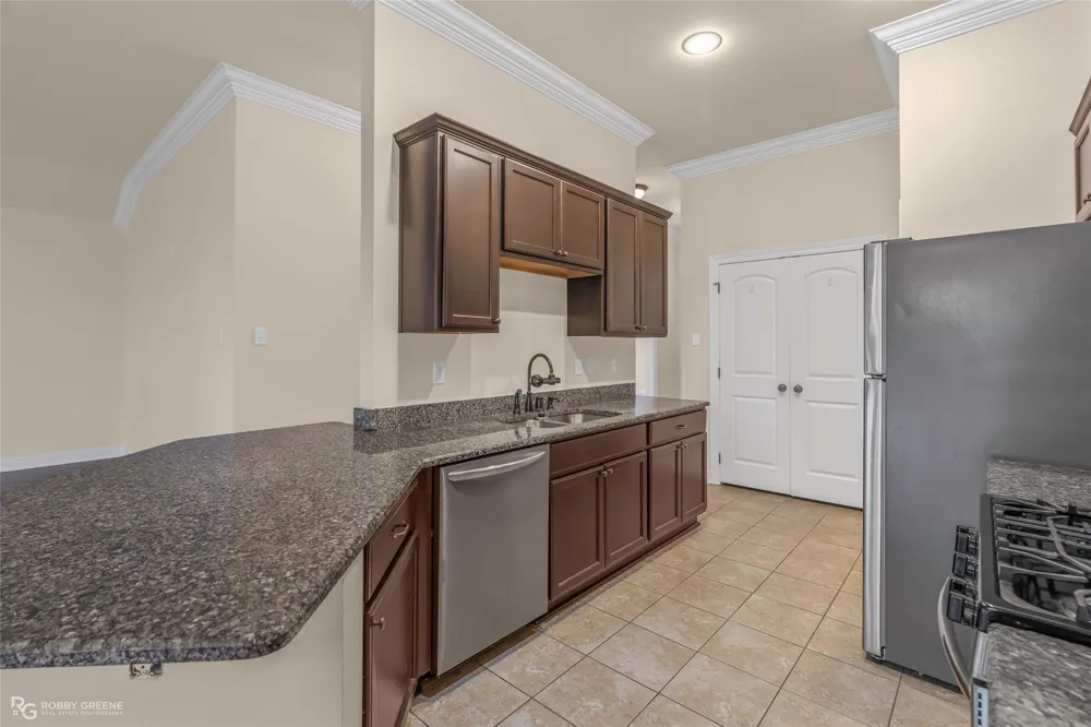344 Camelback Drive Bossier City, LA 71111