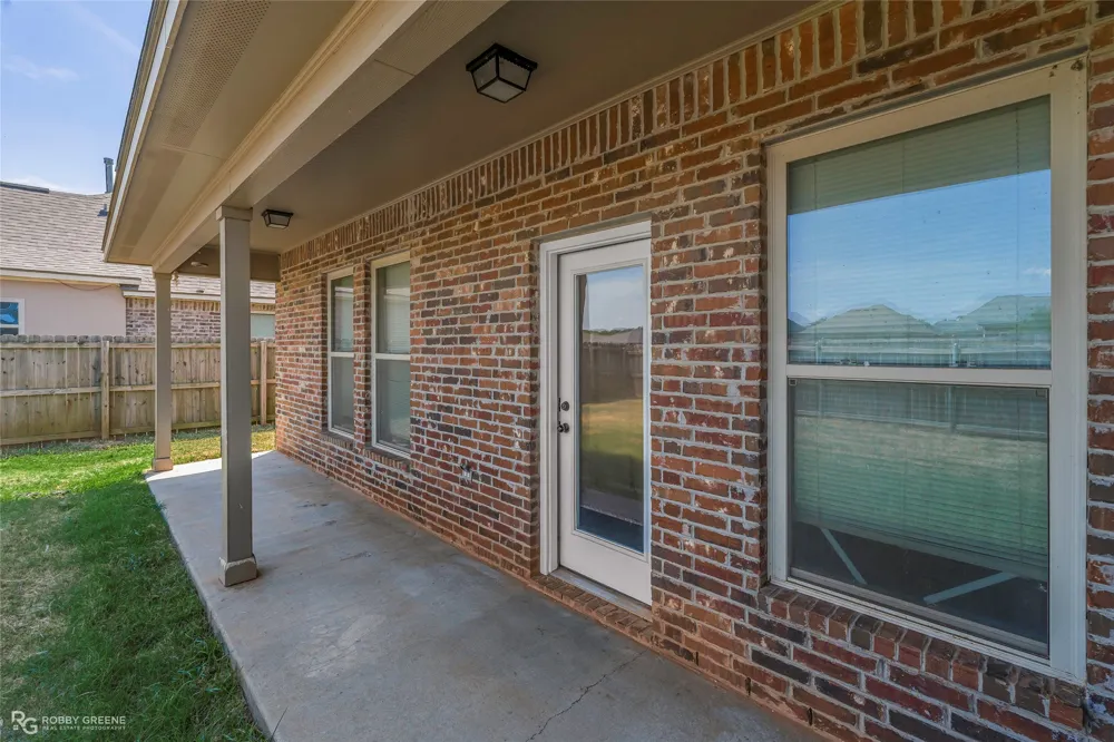 344 Camelback Drive Bossier City, LA 71111