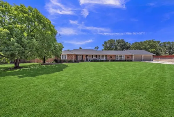 4808 Misty Meadow Drive Willow Park, TX 76087