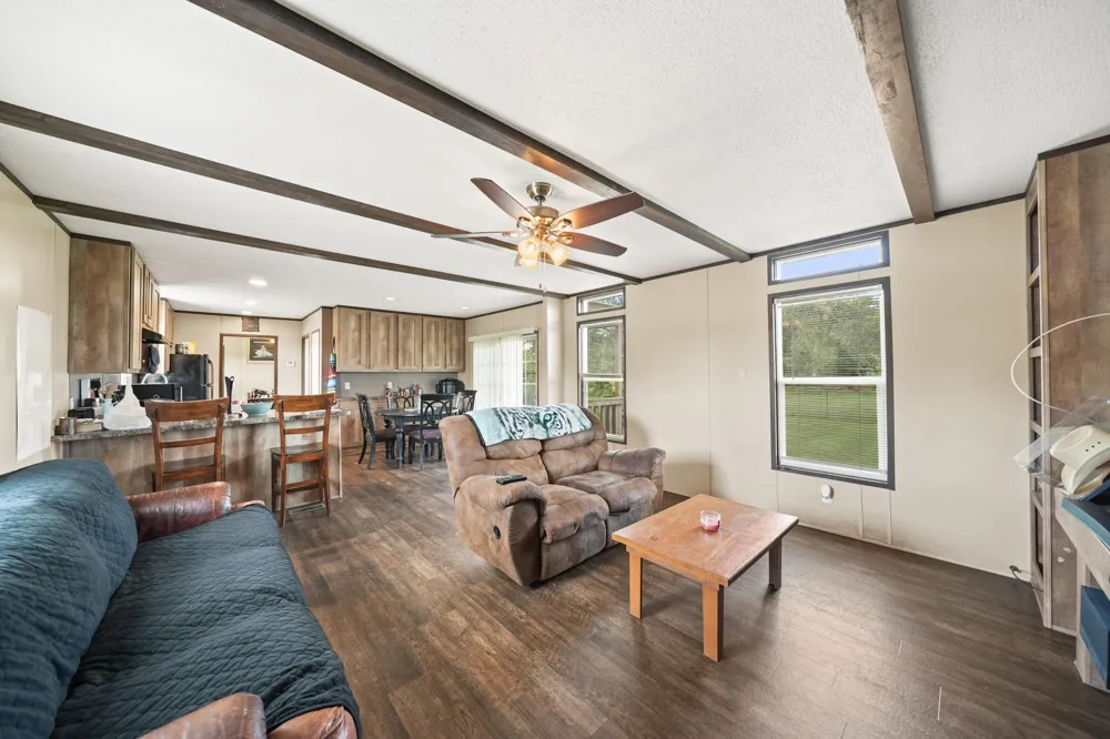 2974 Cr-146 #A Alvin, TX 77511