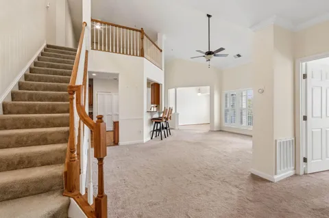 261 BECKENHAM CIRCLE #402