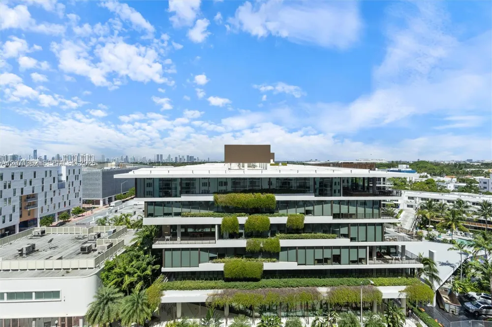 2301 collins ave #931 Miami Beach, FL 33139