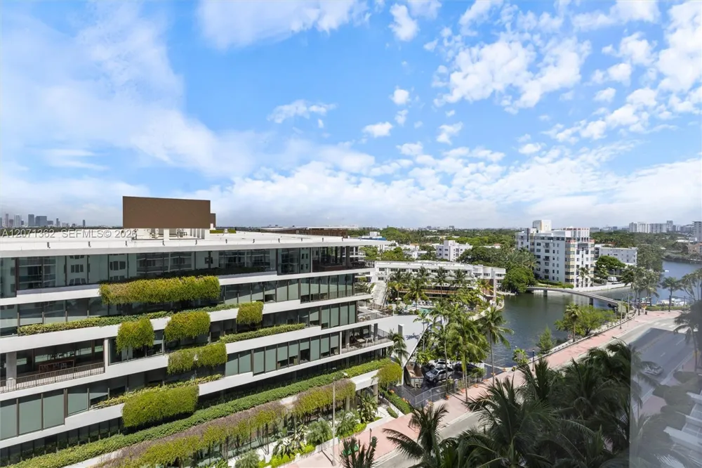 2301 collins ave #931 Miami Beach, FL 33139
