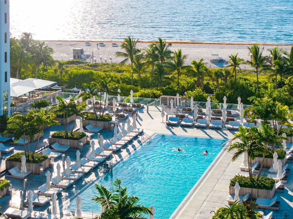 2301 collins ave #931 Miami Beach, FL 33139
