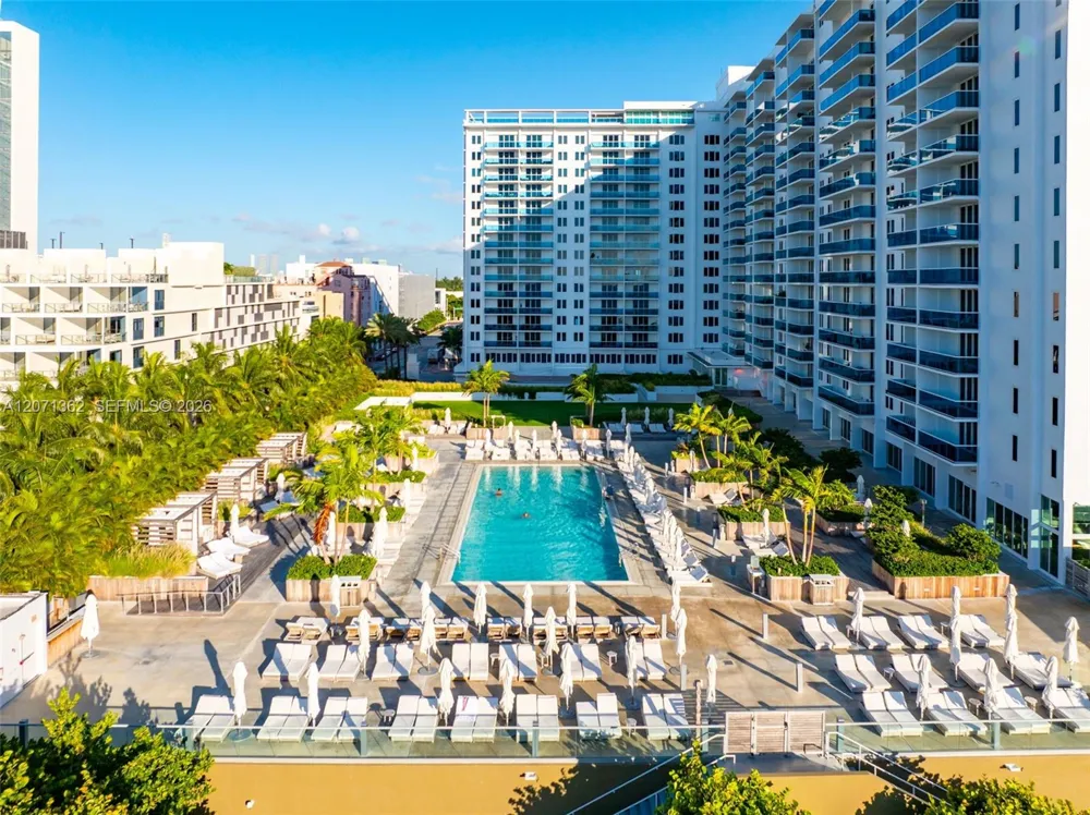2301 collins ave #931 Miami Beach, FL 33139