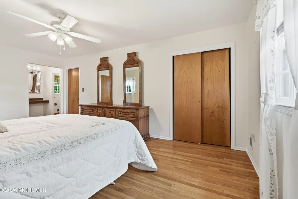 27 Stonehenge Drive Ocean, NJ 07712
