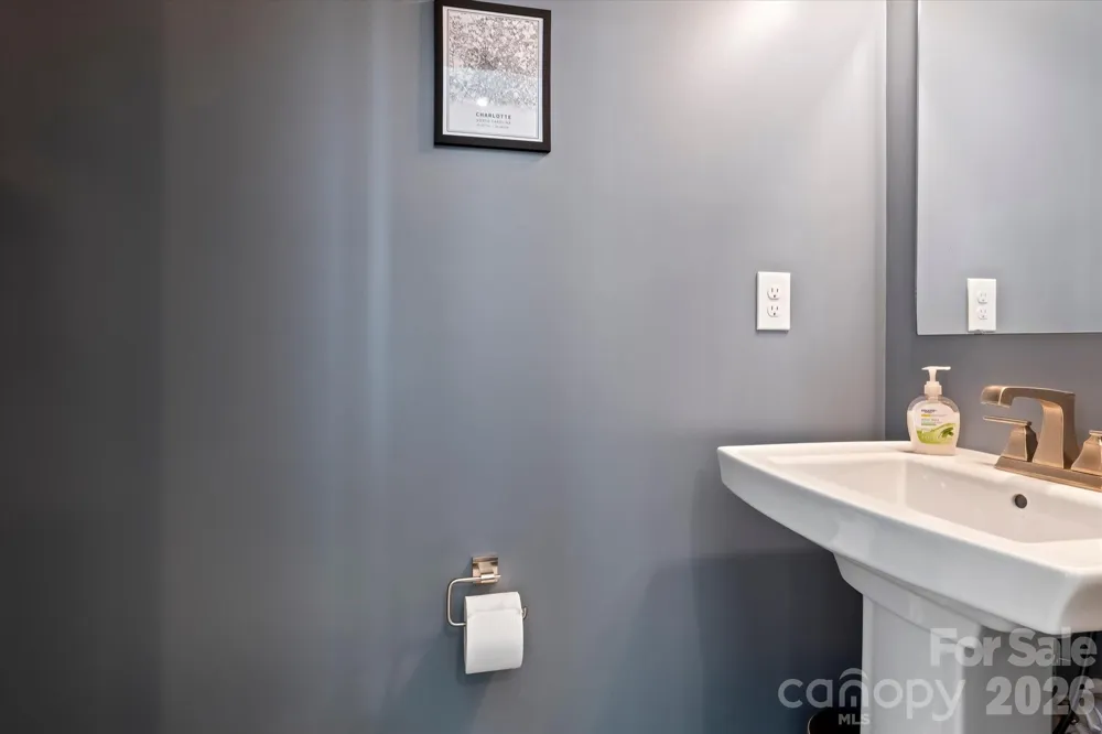 3037 Beeler Lane Charlotte, NC 28208