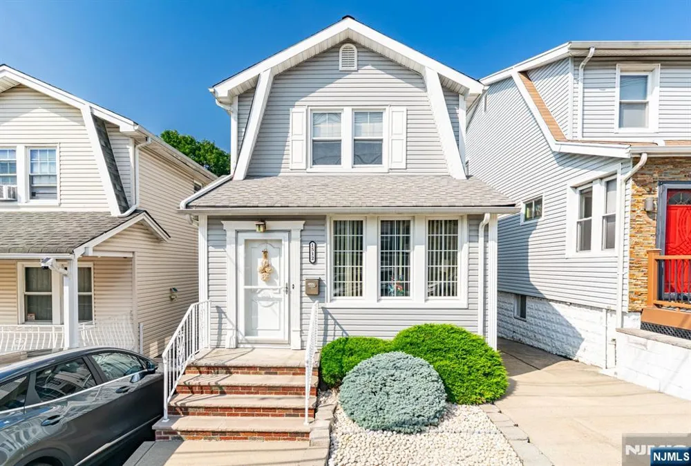 1512 80th Street North Bergen, NJ 07047