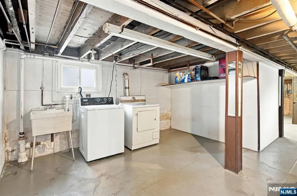 1512 80th Street North Bergen, NJ 07047