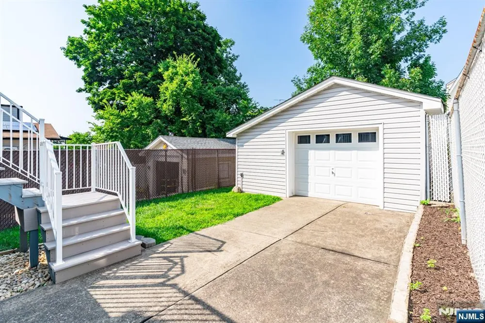 1512 80th Street North Bergen, NJ 07047