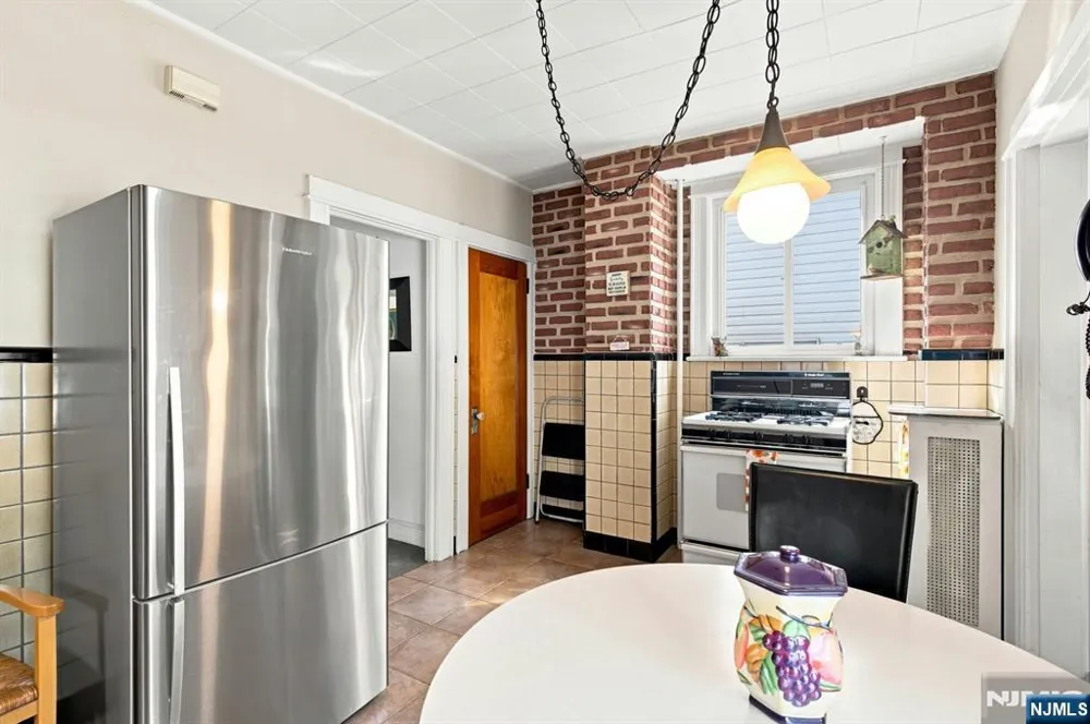 1512 80th Street North Bergen, NJ 07047