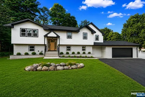 11 Mark Terrace