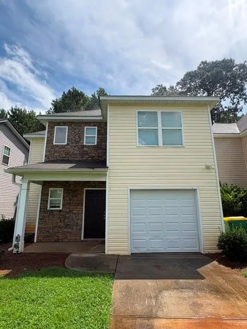 665 Carlton Pointe Drive #7