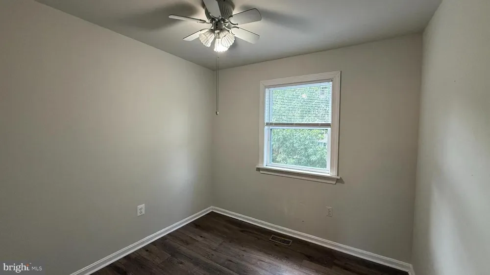 2015 MAYFLOWER DRIVE Woodbridge, VA 22192