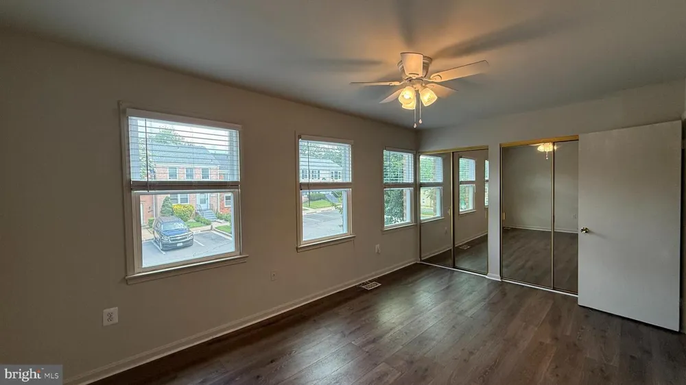 2015 MAYFLOWER DRIVE Woodbridge, VA 22192