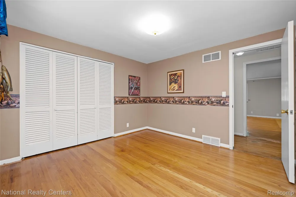 20173 W Whipple Drive Northville Township, MI 48167