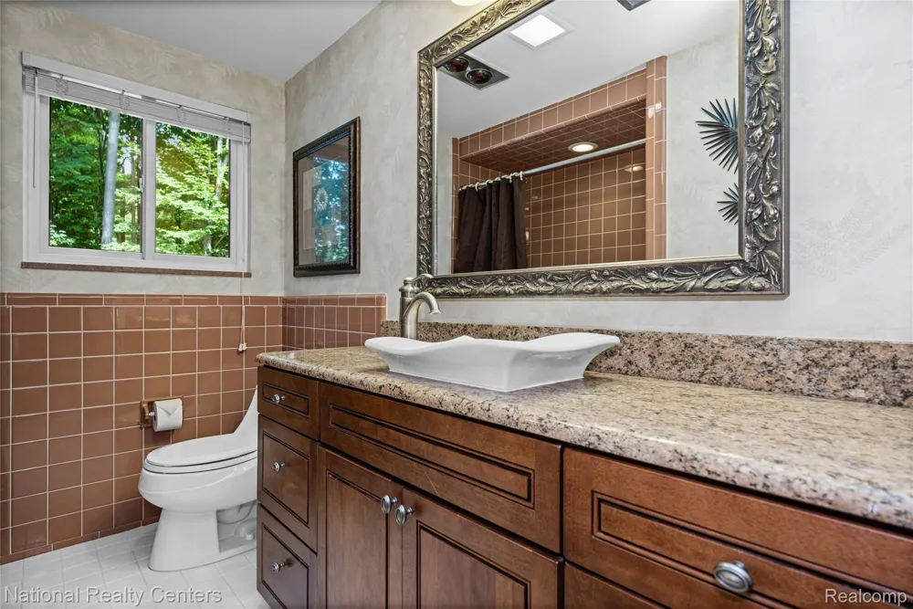 20173 W Whipple Drive Northville Township, MI 48167