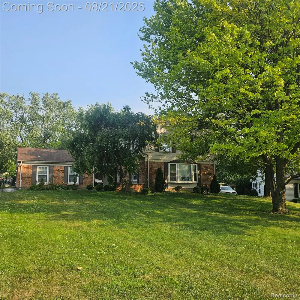 716 Weybridge Drive Bloomfield Hills City, MI 48304