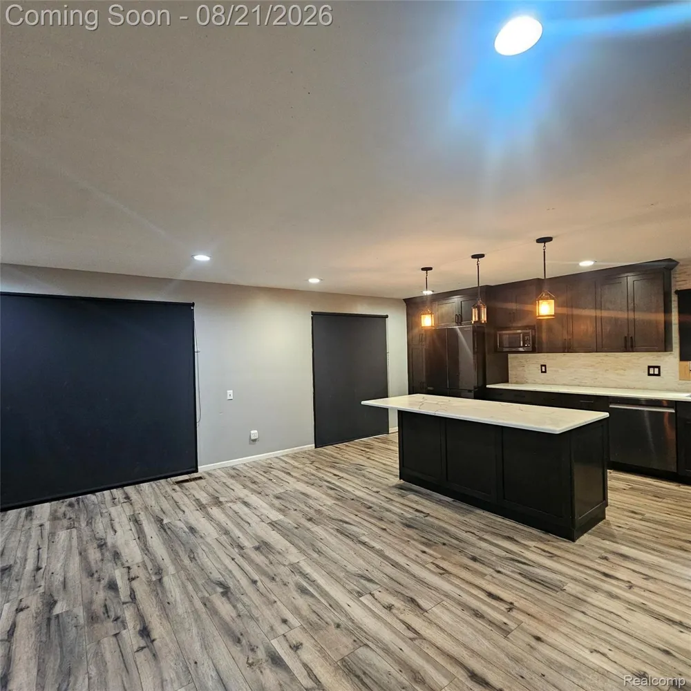 716 Weybridge Drive Bloomfield Hills City, MI 48304