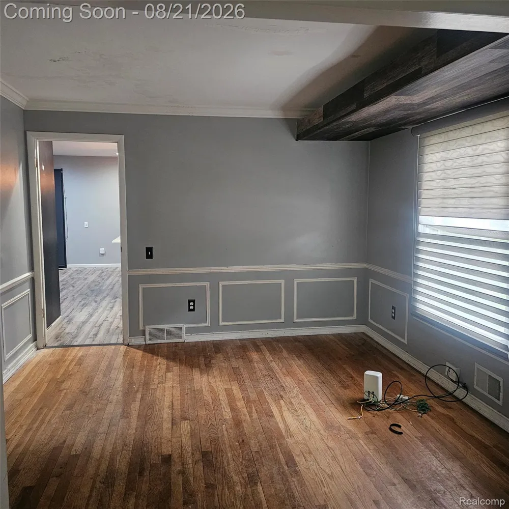 716 Weybridge Drive Bloomfield Hills City, MI 48304