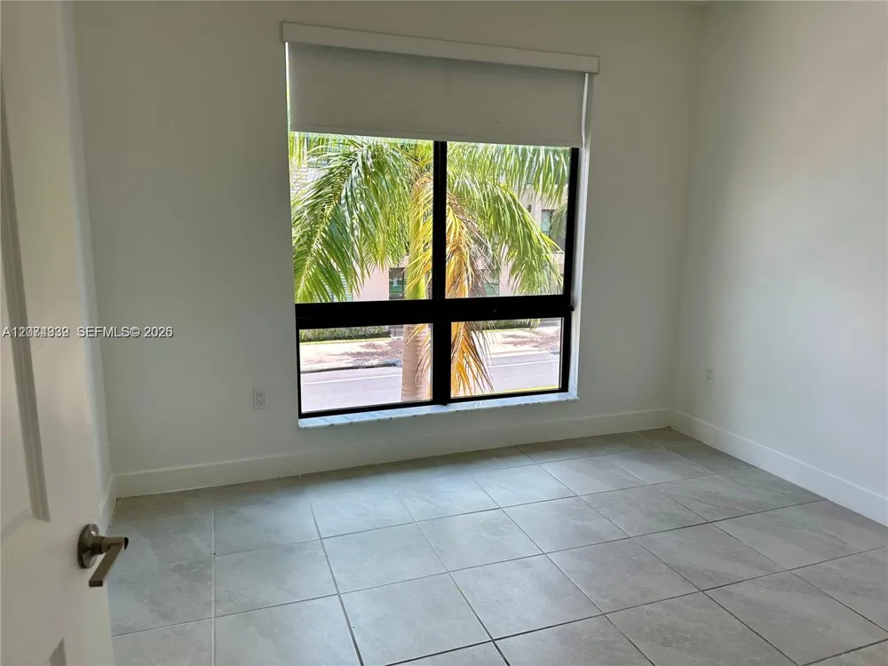8201 NW 41st St #D-206 Doral, FL 33166