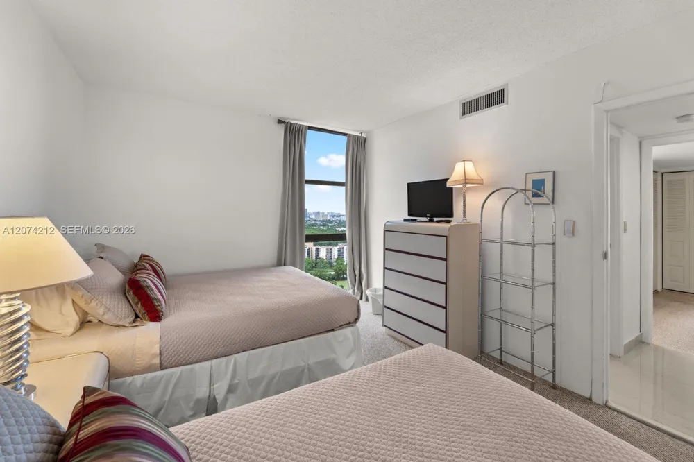 20379 W Country Club Dr #2433 Aventura, FL 33180
