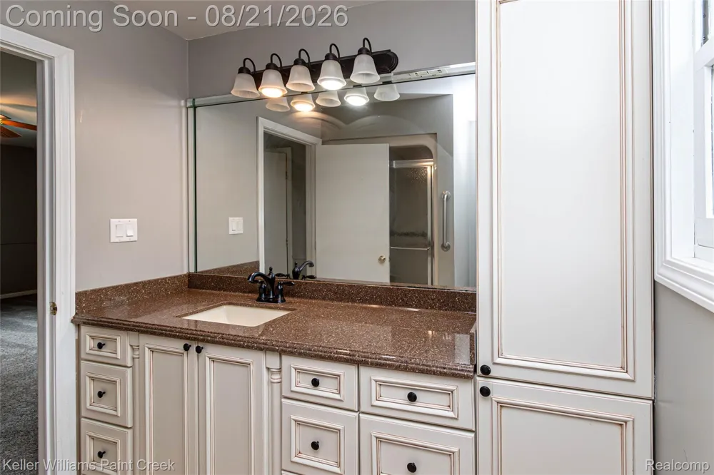 55640 Jewell Road Shelby Charter Township, MI 48315