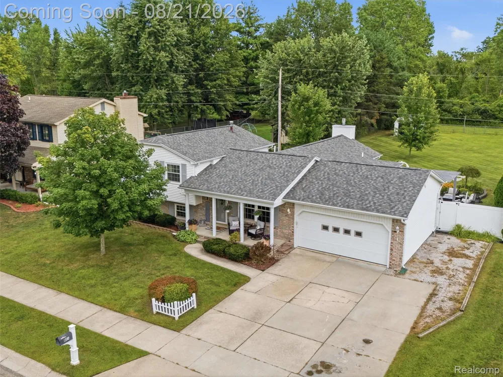 815 Montana Street Marysville City, MI 48040