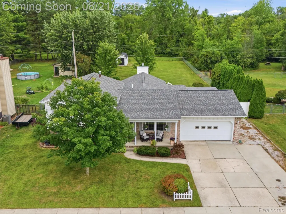 815 Montana Street Marysville City, MI 48040