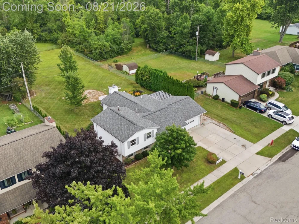 815 Montana Street Marysville City, MI 48040