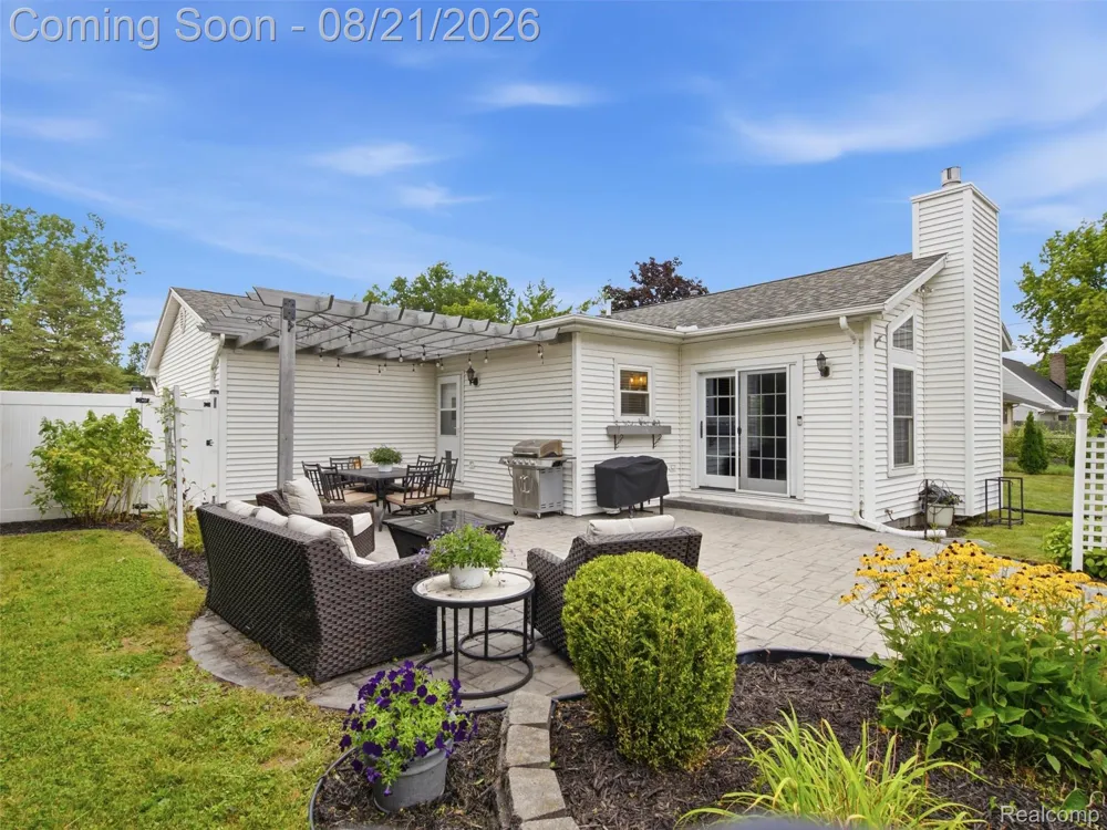 815 Montana Street Marysville City, MI 48040