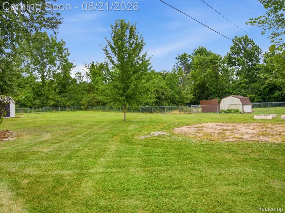 815 Montana Street Marysville City, MI 48040
