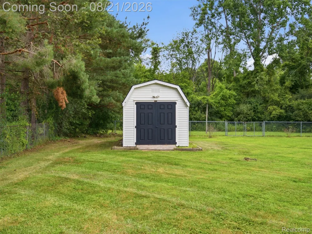 815 Montana Street Marysville City, MI 48040