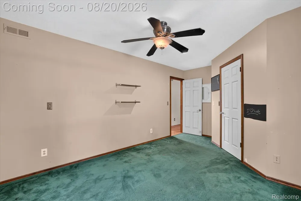 5219 E Carpenter Road Genesee Charter Township, MI 48506