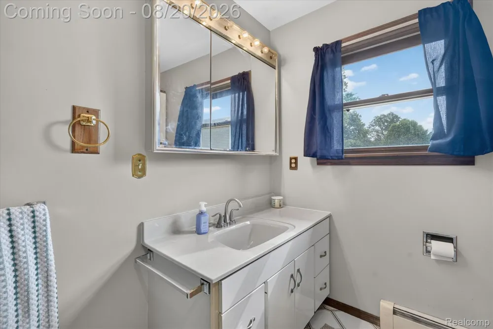 5219 E Carpenter Road Genesee Charter Township, MI 48506
